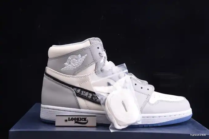 HYPE (DR CN8607-002 Retro 1 DR Jordan box) shoe High x 0407